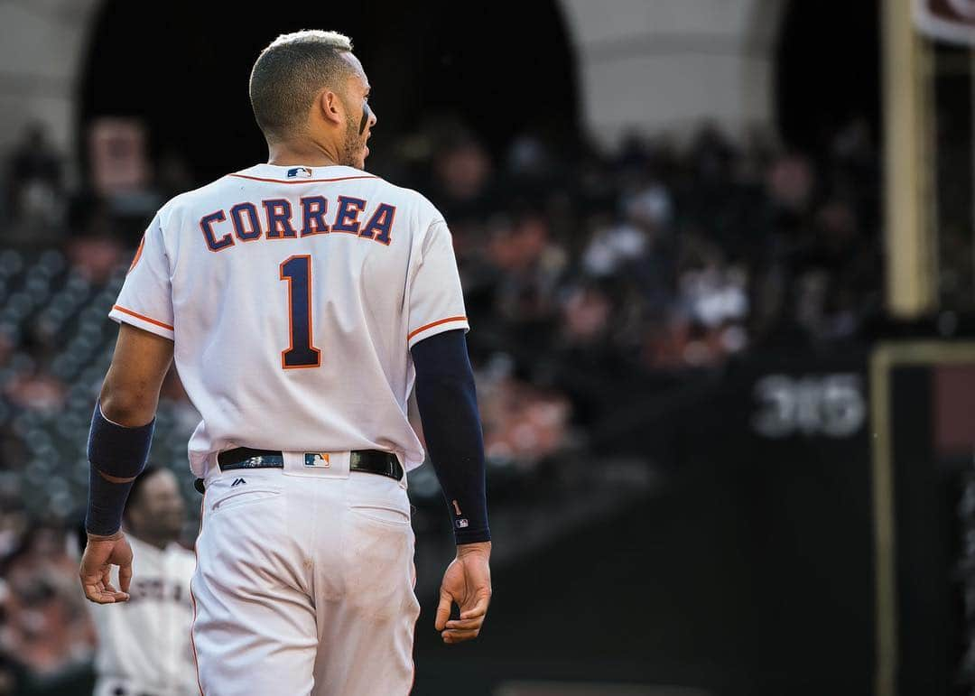 カルロス・コレアさんのインスタグラム写真 - (カルロス・コレアInstagram)「1 More Day #OpeningDay」3月29日 2時44分 - teamcjcorrea