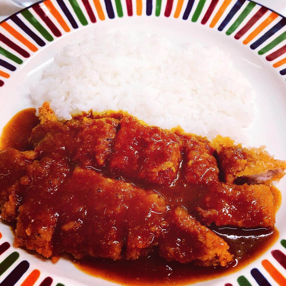 のインスタグラム：「カツカレー #curryrice #katsucurry #nocurrynolife #ouji」
