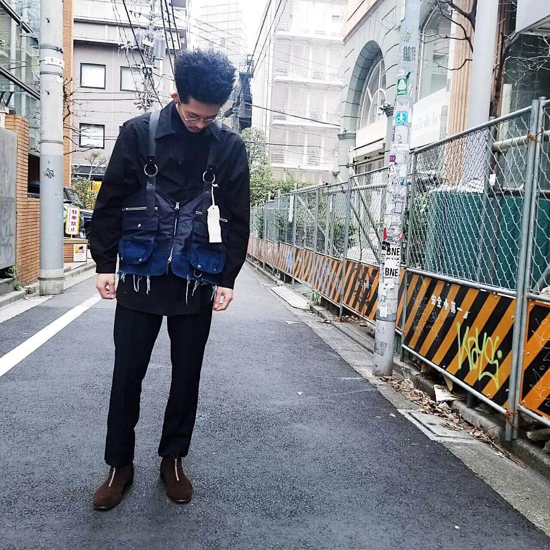 のインスタグラム：「. 【DEAN × URBAN RESEARCH】 #staffstyle .  VEST no:UR84-17K501 ¥29,000＋tax . . #DEAN #딘 #deantrbl  #UR_PORT #urbanresearch」