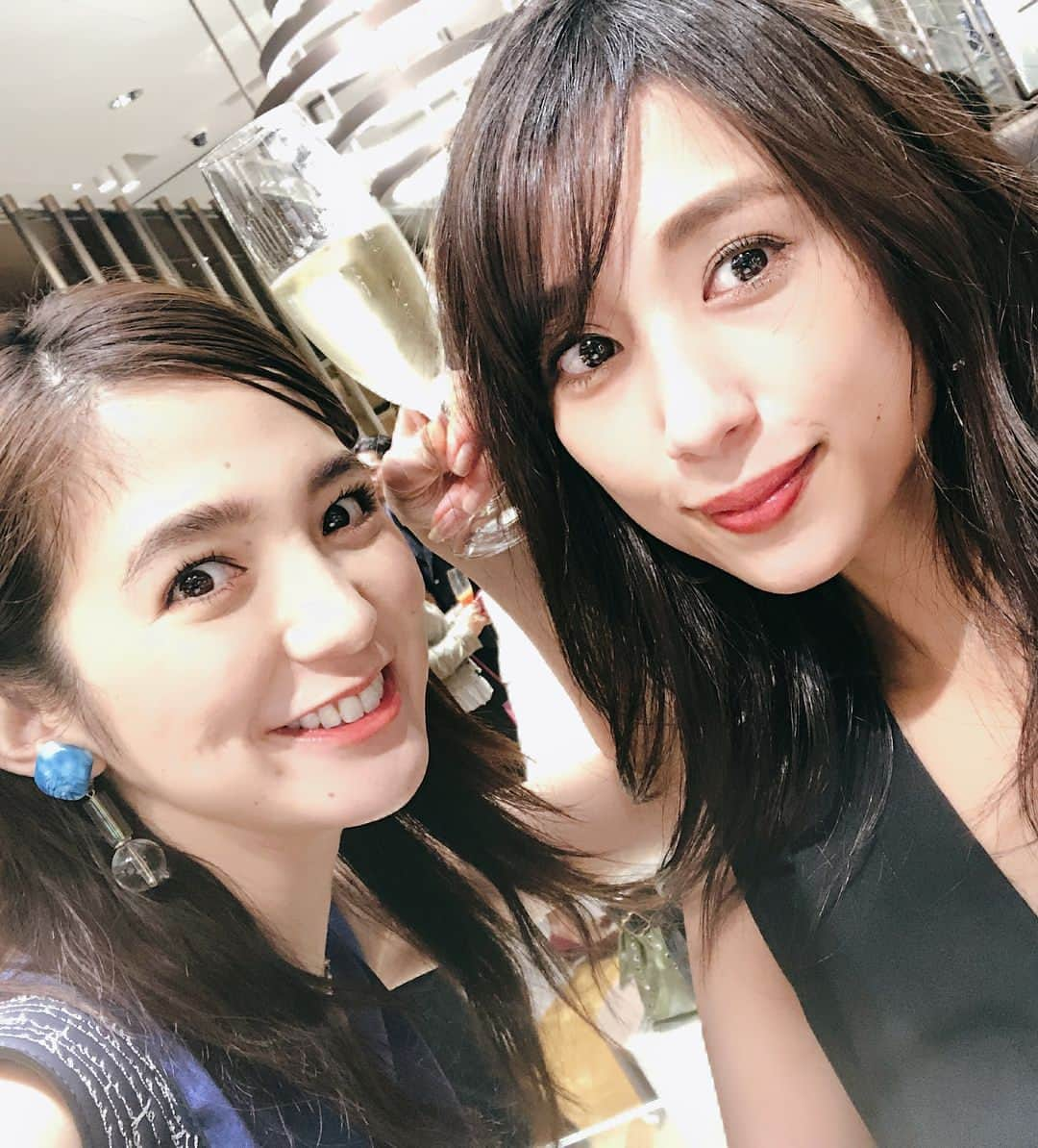 広瀬未花さんのインスタグラム写真 - (広瀬未花Instagram)「@zanellato_official  のopeningreception💼 ・ ゆたかと一緒にいってきたよ❤︎ 私的にはピスタチオカラーが気になる。 大きめより少し小さめのほうが気分です。  カラーリングもサイズ展開も豊富なので、 悩ましいぃ〜〜❤︎ #zanellato  #tokyo #midtown #open #reception #fashion #men's #ladies #bag #italy」3月30日 8時55分 - micahirose