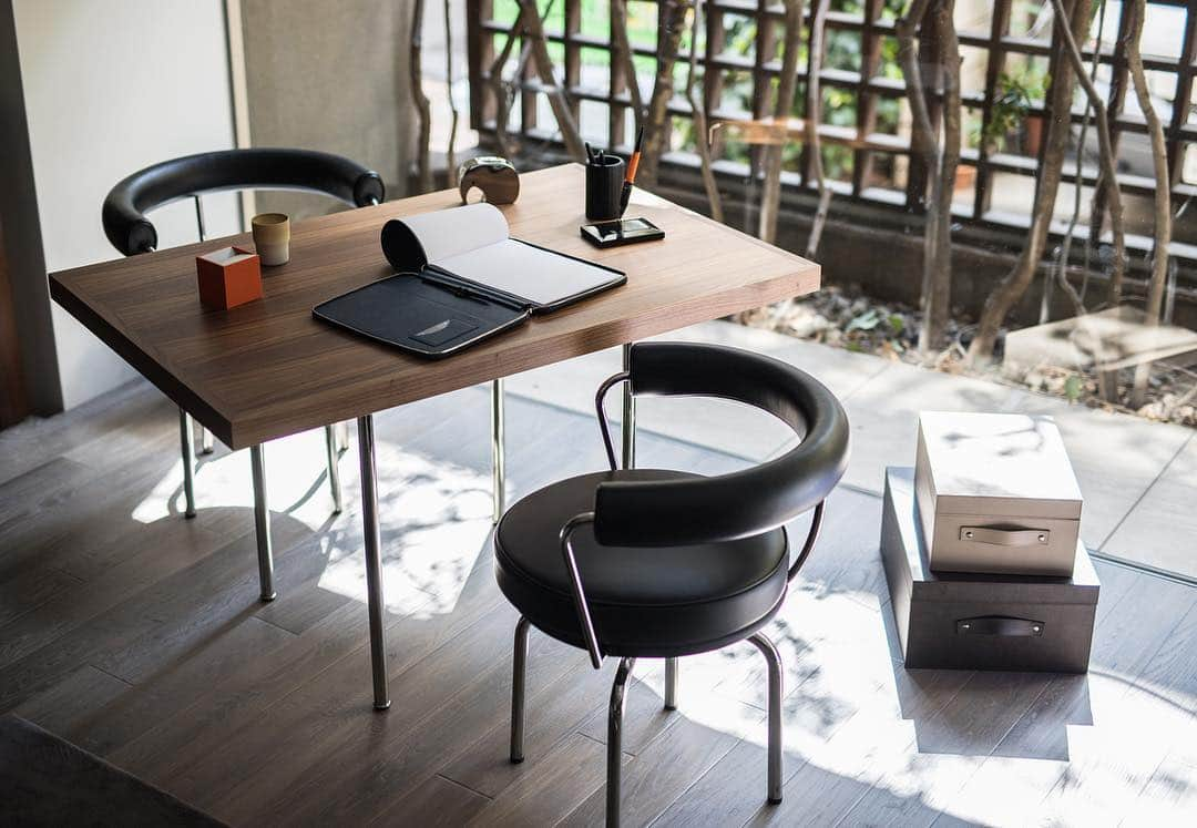 Cassina ixc. (カッシーナ・イクスシー) のインスタグラム