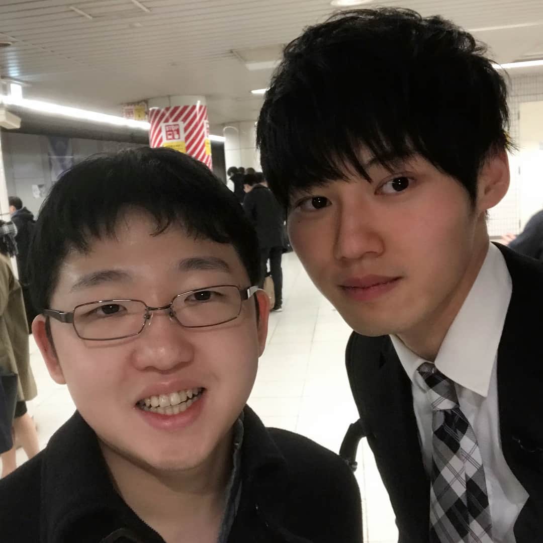 河野玄斗のインスタグラム：「さんまの東大方程式ご覧いただいた方ありがとうございました＼(^o^)／ 3枚目、両手に花ですいません🙏  #さんまの東大方程式」