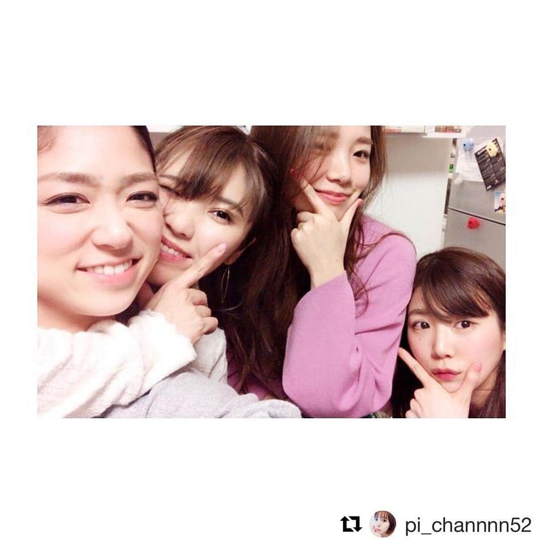 赤谷奈緒子さんのインスタグラム写真 - (赤谷奈緒子Instagram)「撮影終📹💕 ADまでなにしようかな🙆。 写真は先月のhomeparty♡ @pi_channnn52 🏠で、 美味しい手料理いただきました💕 仕込みから色々とありがとう☺️ . #webcm #촬영 #끝 #お疲れさまでした☺️ #homeparty #thankyou」3月7日 13時04分 - naokoakatani