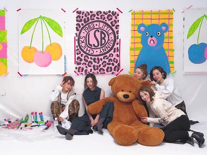 野崎玲欧奈さんのインスタグラム写真 - (野崎玲欧奈Instagram)「LSB🍒大集合‼️ . . #littlesunnybite #リトルサニーバイト #展示会」3月7日 18時20分 - reonanozaki