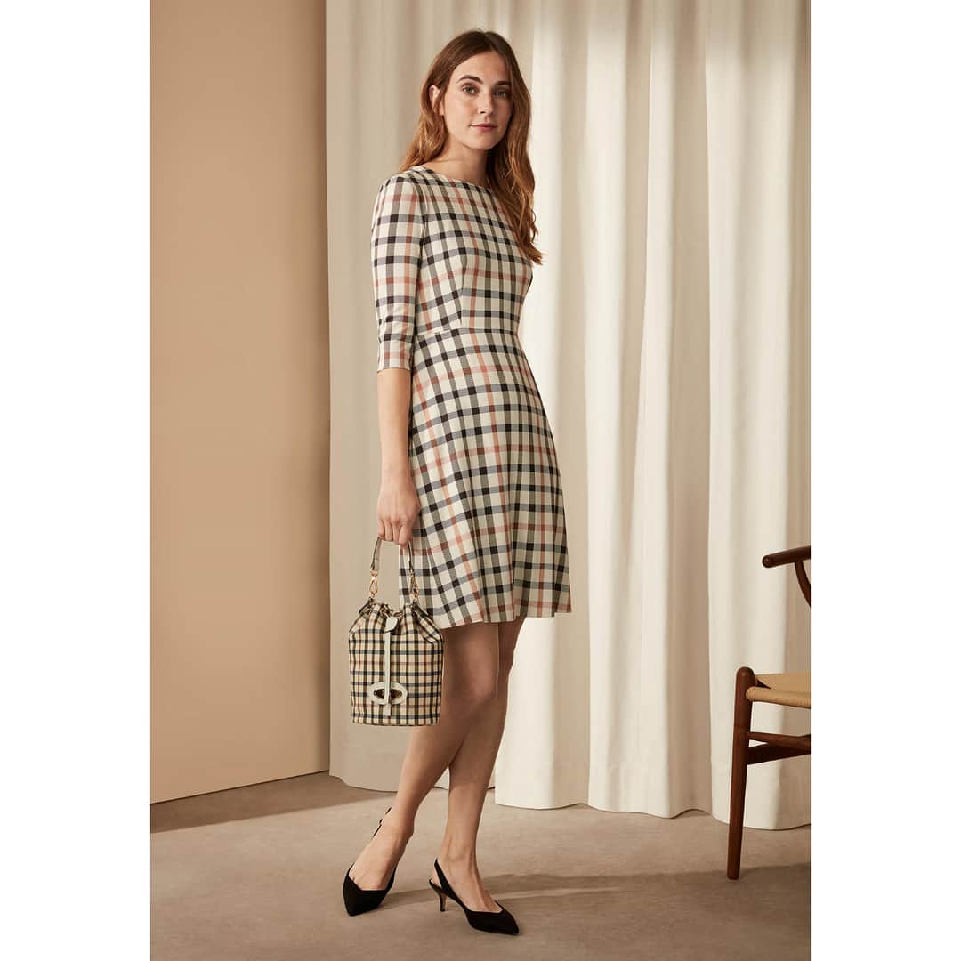 ホワイト系 M新発売 Daks London ダックス ロンドン レディース インポート ワンピース ロングワンピース ワンピース ホワイト系m 23 874 Eur Artec Fr