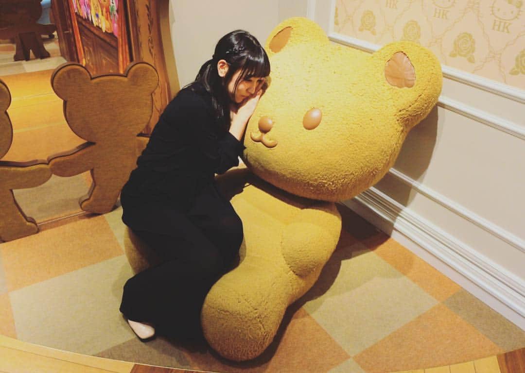 浜田由梨のインスタグラム：「おうちに帰ってからちょっと寝たらねむれなくなりました。くまさんたすけて？  #goodnight」