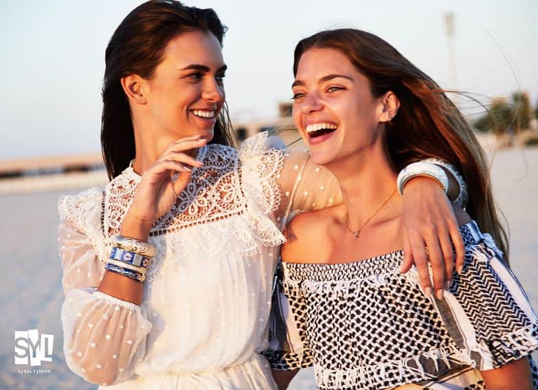 のインスタグラム：「Today is our day! Celebrate #internationalwomensday with SYL Bangles! #syl #salylimon #8march #bangles #bangleslove #banglesoftheday #banglesaddict #friendship #fashionjewelry #accessories #fashionaddict #colorful #gold #silver」