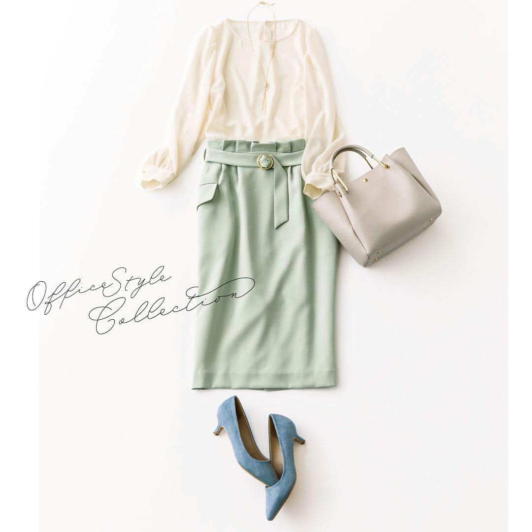 のインスタグラム：「. <Office Style Coordinate> 週の初めは、きりりと気持ちもひきしまるタイトスカートで . Blouse:￥5,500 (1706370) Skirt:￥6,900 (1503124) Bag:￥5,900 (189646) Pumps:￥5,900 (1809550) all +tax / Te chichi . ==================== . Spring Fair 3/8（木）～ . 日頃のご愛顧に感謝しまして、Spring Fairを開催いたします。 . ￥8,000（税込）以上お買上げの方へ、「オリジナルランチトートバッグ」をプレゼント！新生活にもぴったりなアイテムです、ぜひこの機会にお近くのショップへお出かけくださいませ。 . ＜対象店舗＞ Te chichi全店 Te chichi取扱いSM2 olohuone・SM2 otan taman 店 ※Te chichi TERRASSE、Te chichi/Lugnoncure各店での本イベント実施はございません . ==================== . #techichi #テチチ #お仕事を楽しく♩#通勤コーデ」