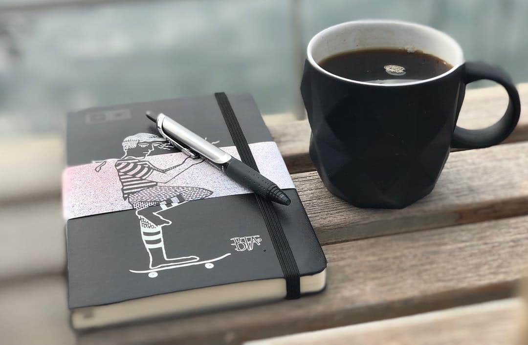 フォースターのインスタグラム：「Our “Moleskin Notepad”📓 is only $8.00 over at crailstore.com!! Get there while you can!! #whilesupplieslast」