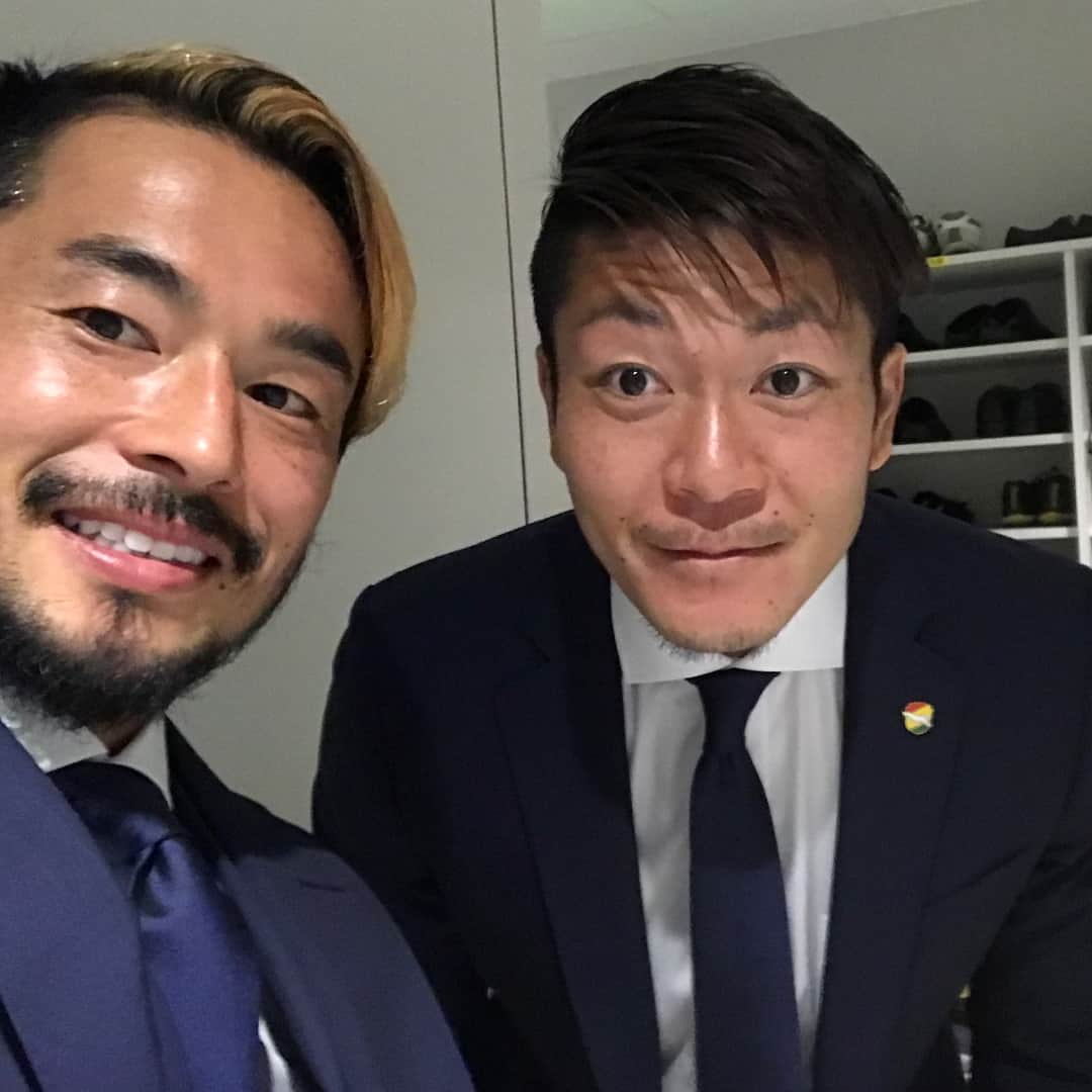 佐藤勇人さんのインスタグラム写真 - (佐藤勇人Instagram)「#ジェフ千葉#佐藤勇人#近藤直也#増嶋竜也#町田也真人#清武功暉 #岡野洵#チームスーツ#ユザワヤ#撮影#2018年#ネイビー ユザワヤさん有難うございます。洵がいないなー^_^;」3月9日 19時40分 - yuto7sato