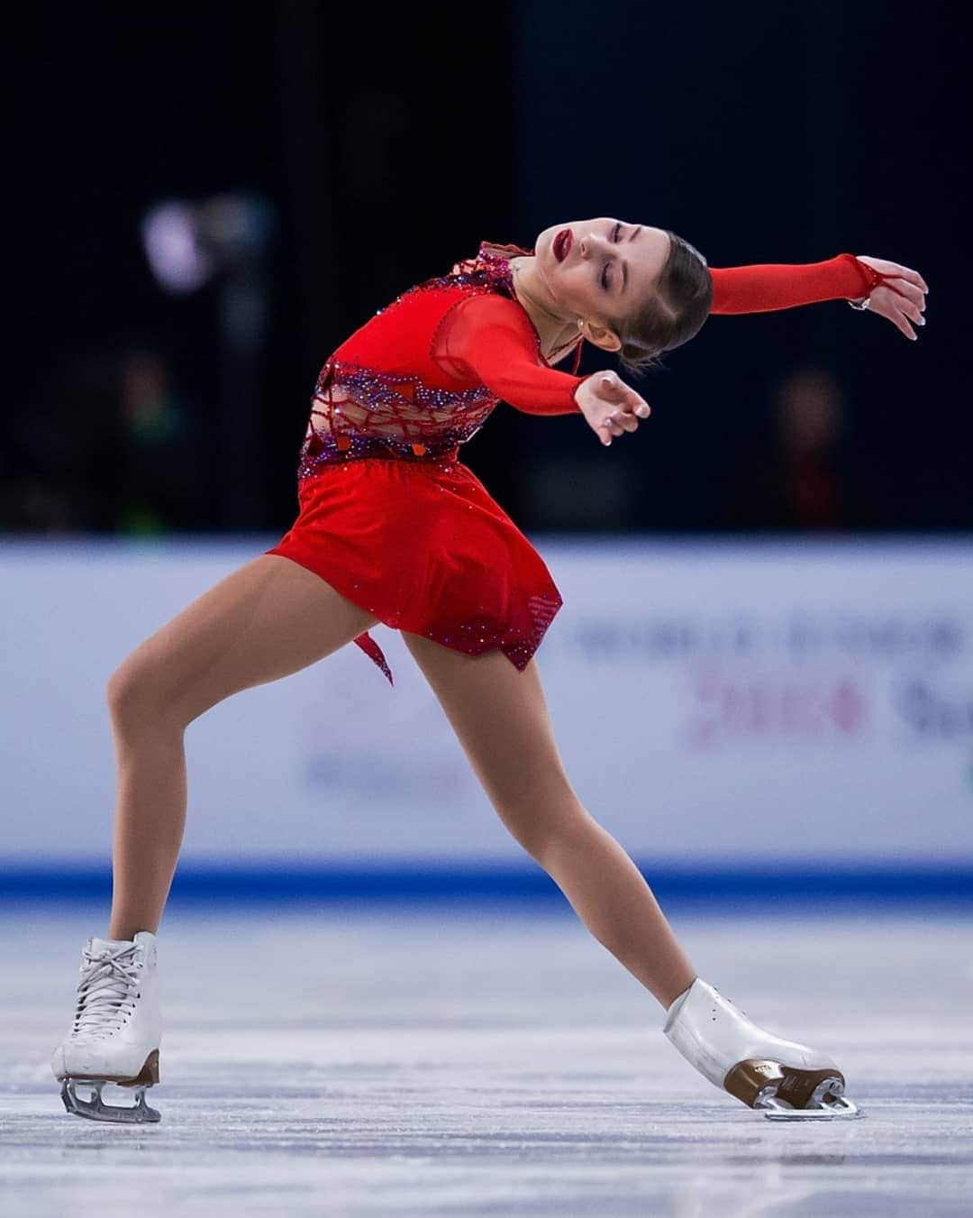 ISUグランプリシリーズさんのインスタグラム写真 - (ISUグランプリシリーズInstagram)「ISU Junior World Championship Ladies Short Program results: 🥇 @trusova.sasha 🇷🇺 🥈 @alenka_kostornaya 🇷🇺 🥉 Mako Yamashita🇯🇵 #WorldJFigure #FigureSkating 📸: @jmfotoz」3月10日 5時56分 - isufigureskating_x