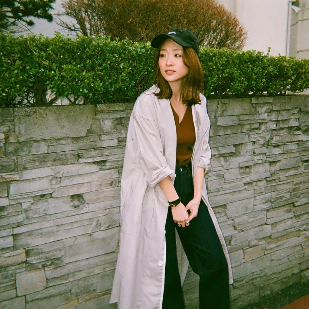 野尻美穂のインスタグラム：「フィルムカメラ好き🎞 #something#EARIH#fabiorusconi#nanouniverse#pheeny#写るんです」