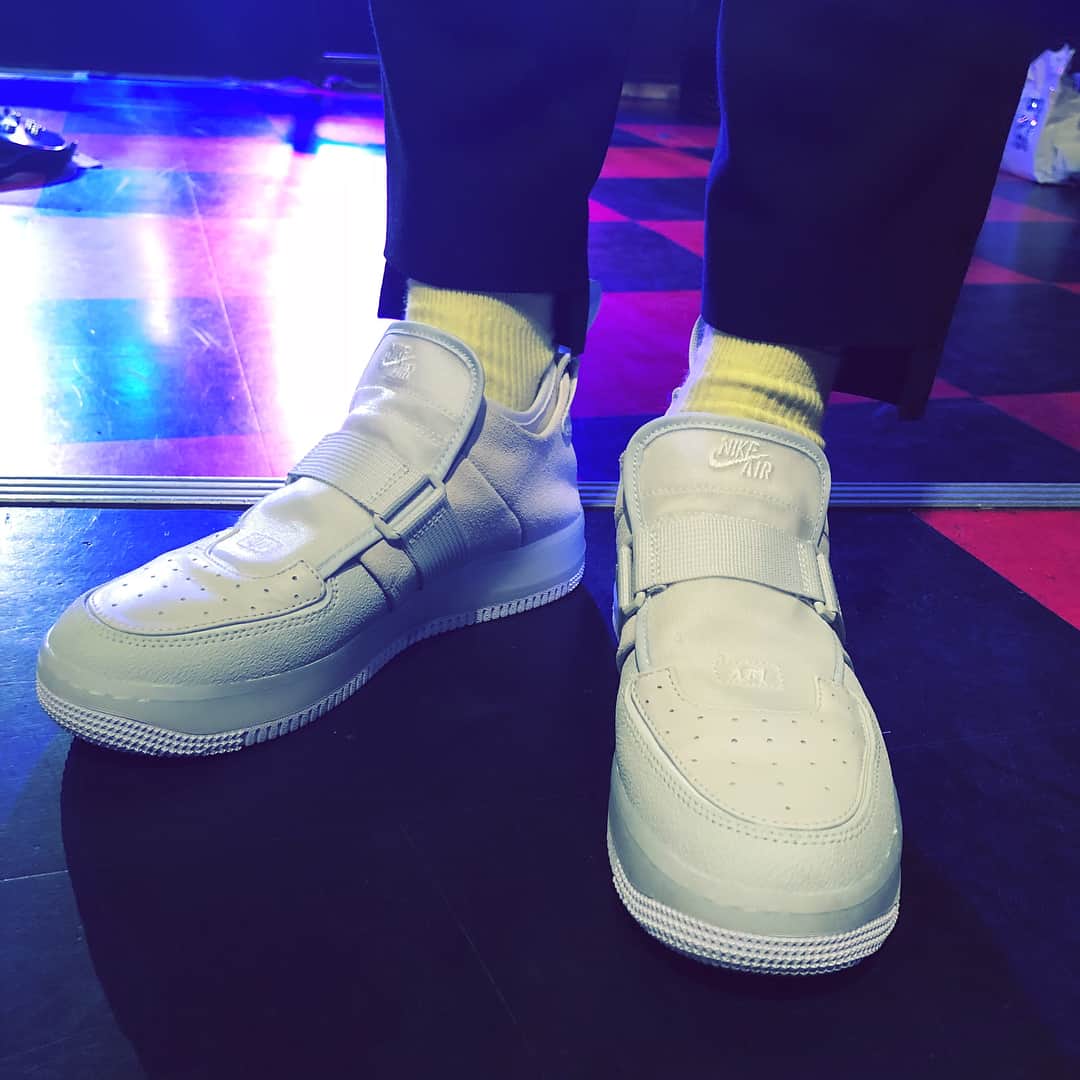蒼山幸子さんのインスタグラム写真 - (蒼山幸子Instagram)「リバースト着。 今日はスニーカーフリークの マネージャーから 誕生日にもらった 新しいお靴。👟 これ欲しいて 言ってたら ほんとにくれました😭 履くと一層 かわゆい。🦕 #nike #af1explorerxx #holiday #joeszabo」3月10日 14時26分 - sachiko_aoyama