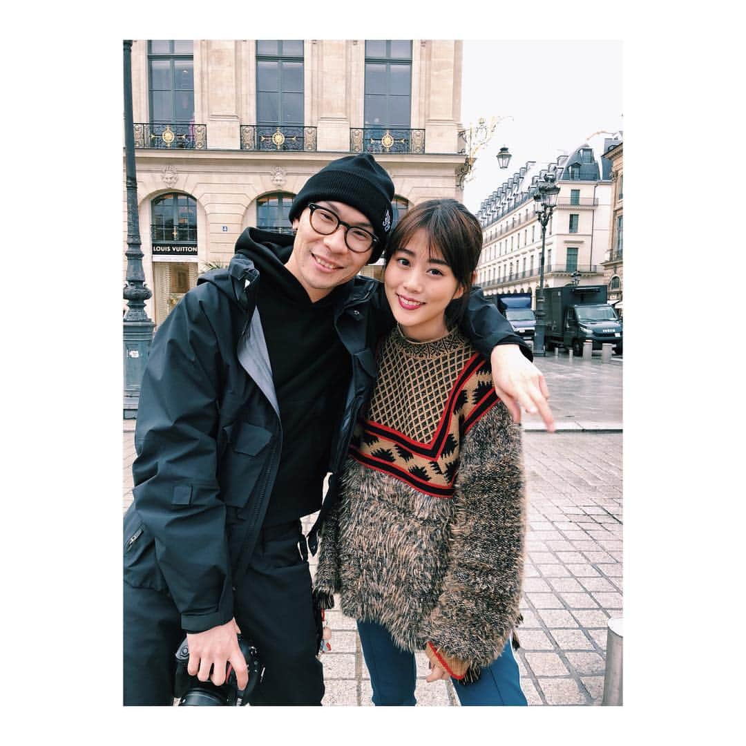 高畑充希さんのインスタグラム写真 - (高畑充希Instagram)「@spurmagazine  in Paris🇫🇷 📸撮ってくださった @tylerjoe さんと 撮影後にパシャリ♪ 出来上がりが楽しみだなあ、、♡」3月10日 17時34分 - mitsuki_takahata