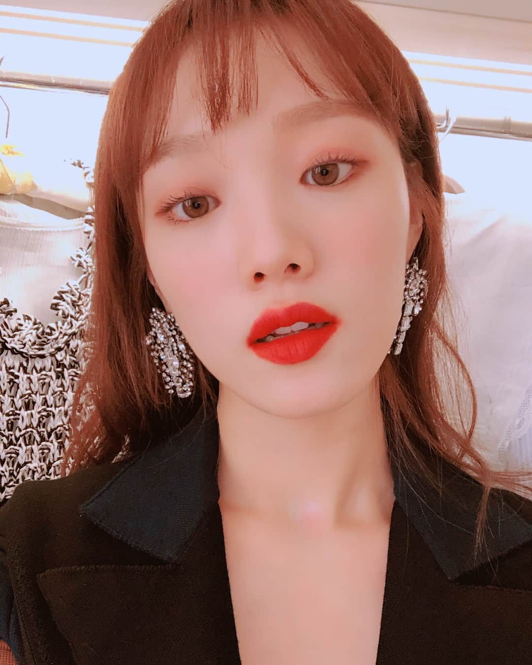 イ・ソンギョンさんのインスタグラム写真 - (イ・ソンギョンInstagram)「오랜만에 레드립💄💋😘」3月10日 18時25分 - heybiblee