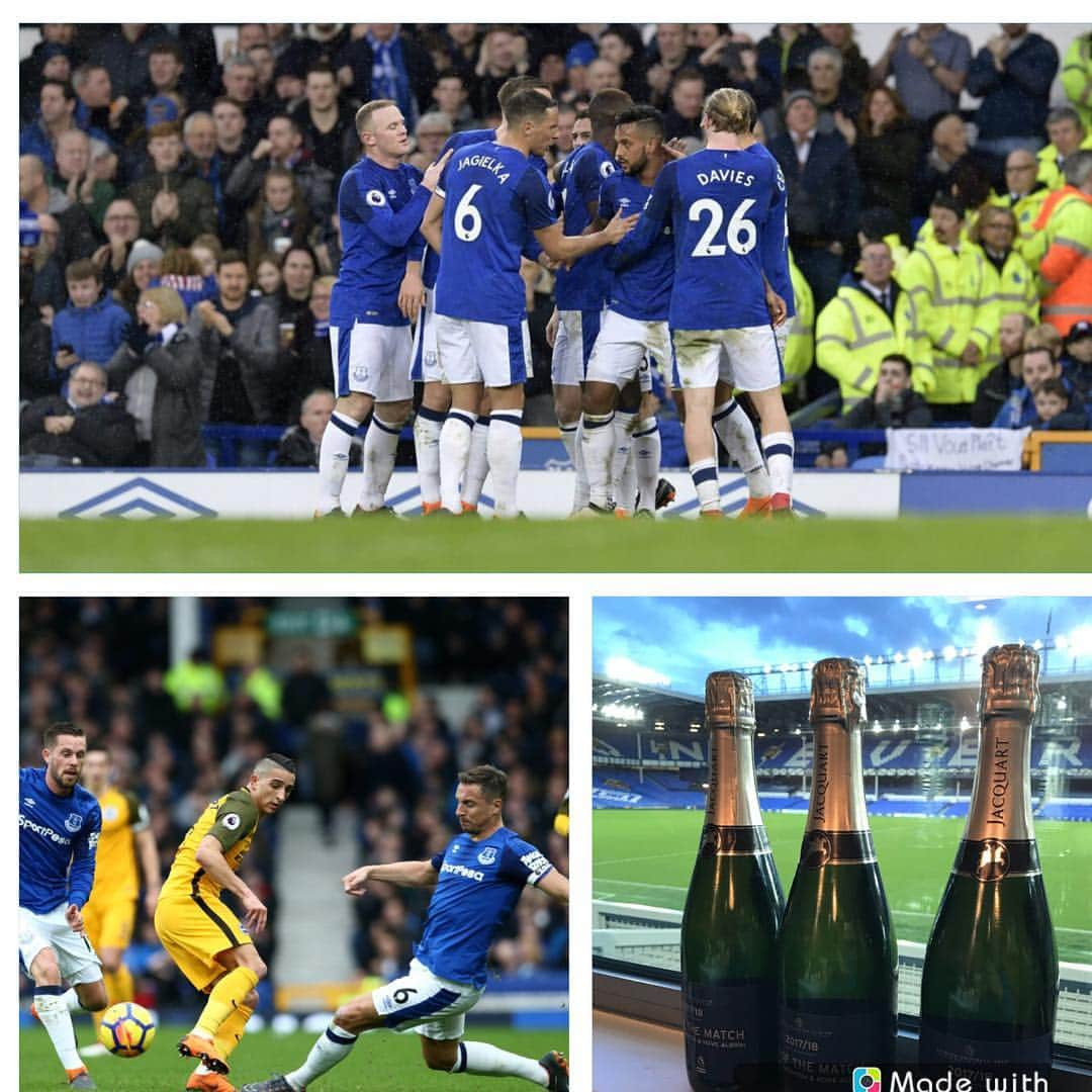 フィル・ジャギエルカさんのインスタグラム写真 - (フィル・ジャギエルカInstagram)「Good team effort today! Well done boys ⚽️⚽️COYB🍾🍾🍾」3月11日 4時14分 - pjags06