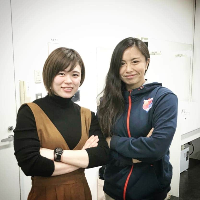 桑井亜乃さんのインスタグラム写真 - (桑井亜乃Instagram)「札幌みらい塾⛄ 先日、「どさんこ女子アスリートトークセッション」に参加してきました😊  北海道の皆さん、ありがとうございました😌  #札幌みらい塾 #北風沙織 さん #近江谷杏菜 さん #林唯衣 さん #陸上 #カーリング #ラグビー #トークショー #北海道 #道産子 #楽しいお話 #たくさん #時間あっという間 #かほ #大学の後輩 #久しぶり #相変わらず可愛い #ラグビー女の子たち #来てくれた #また参加したい #ありがとうございました」3月11日 23時04分 - ano.1020