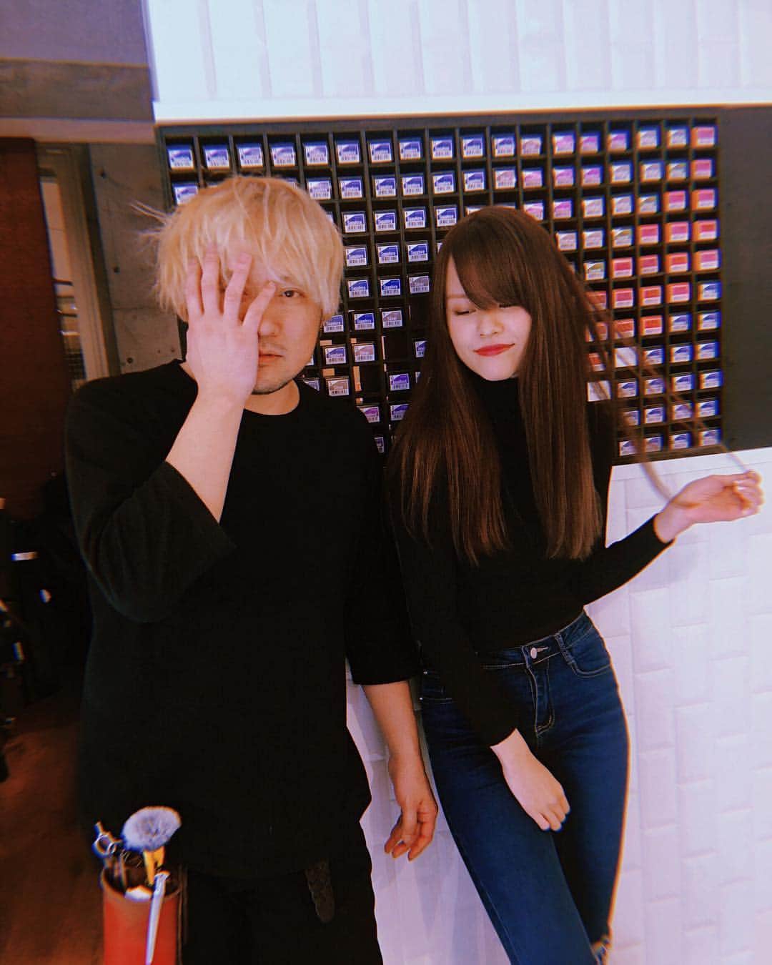 MiracleVellMagicさんのインスタグラム写真 - (MiracleVellMagicInstagram)「My spring begins when my hair’s ready. 🌸 私の春は髪色から始まる！ いつも本当にお世話になってます、魔法使い大さん。☺️ #タカハシダイスケ #WORKS下北沢」3月12日 22時31分 - miraclevellmagic