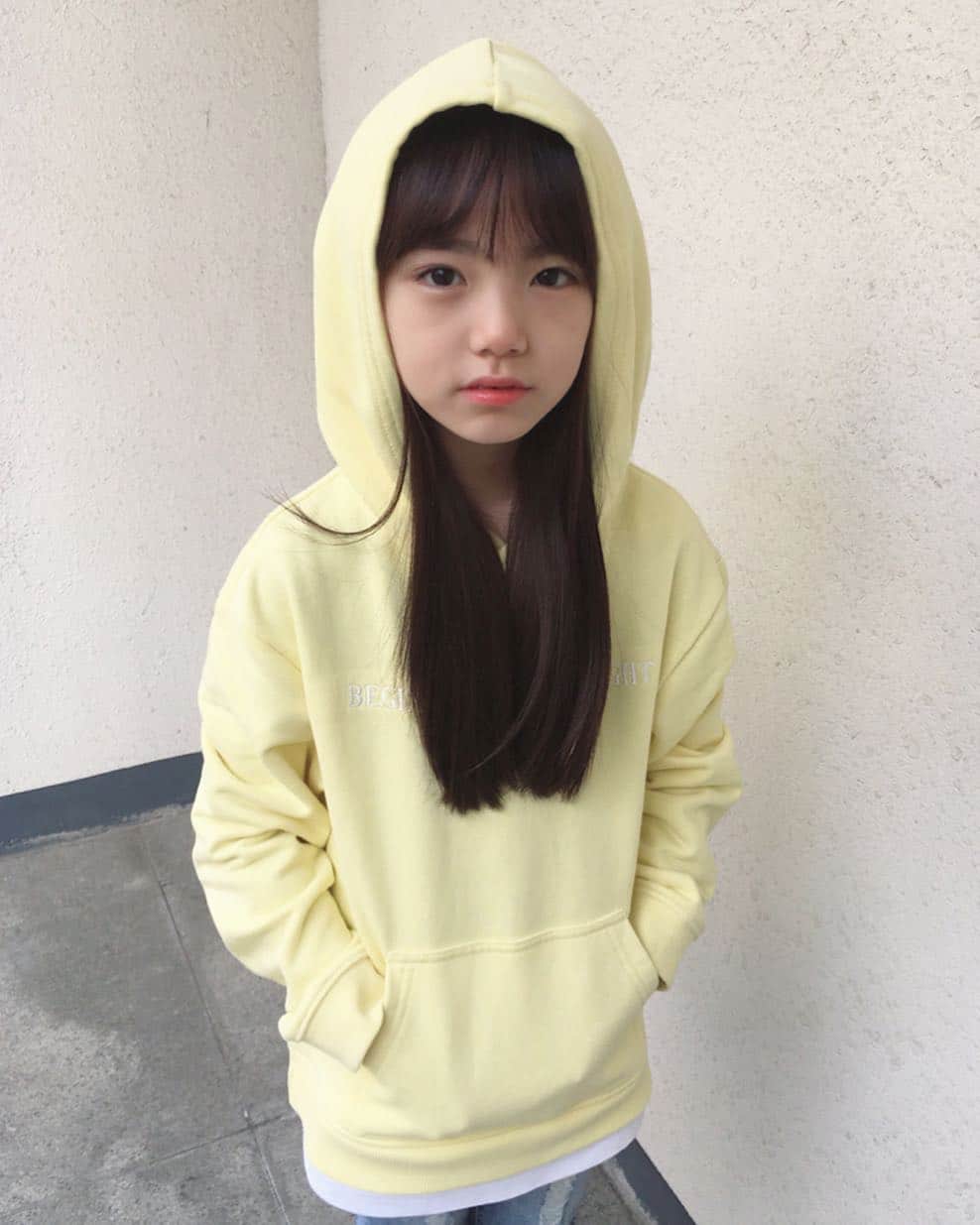 ウンチェのインスタグラム：「. #노랑노랑해 🐥 - - - - - #8살#은채#이은채#eunchae #폴햄키즈#polhamkids#키즈패션  #키즈OOTD#데일리룩#육아스타그램」