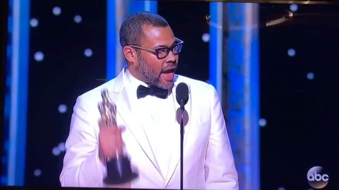 アリソン・ウィリアムズのインスタグラム：「Sooo about last Sunday night (which is already beginning to feel like a dream since I’ve been shooting every day since I left LA)...I am still pinching myself about the entire evening. I’m so proud of @jordanpeele for becoming an Academy Award-winning filmmaker - making his brilliance official to the world in a way that was obvious to all of us long ago. I’m proud of our whole Get Out family for the amazing life this movie has had. I’m sad about our experience together with this movie coming to an end. But I am feeling immense gratitude for being able to be at the Oscars - which was a night I will never forget for as long as I live.」