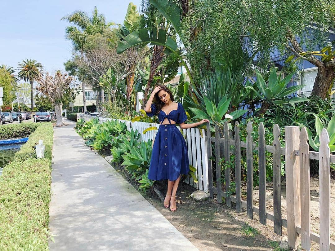 MALIAさんのインスタグラム写真 - (MALIAInstagram)「CALI.🌴 . . . #LAVibes が抜けないまま #今日から東京でお仕事🗼 #AnelaTokyo #LAshooting #これもAnelaの新作だょ♥️ #LAの写真続きます📷」3月13日 10時31分 - maliarehman