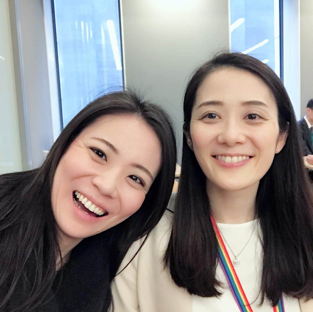 東小雪のインスタグラム：「レインボー国会でしたー！」