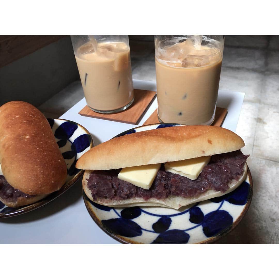 指原莉乃さんのインスタグラム写真 - (指原莉乃Instagram)「あんバターのパンが美味しそうなカフェを教えてもらったので、あんこ大好き川田さんと☺️✨ わたしが芸能人と過ごすなんてめずらしい〜。川田さん本当にいい人〜〜😭」3月13日 15時08分 - 345insta