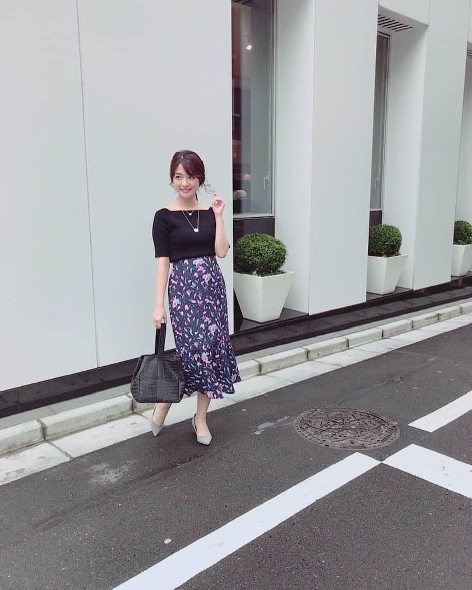 のインスタグラム：「このスタイリング好きだったなぁ💖  #tonal  #トーナル  #マーメイドスカート  @tonal_official」
