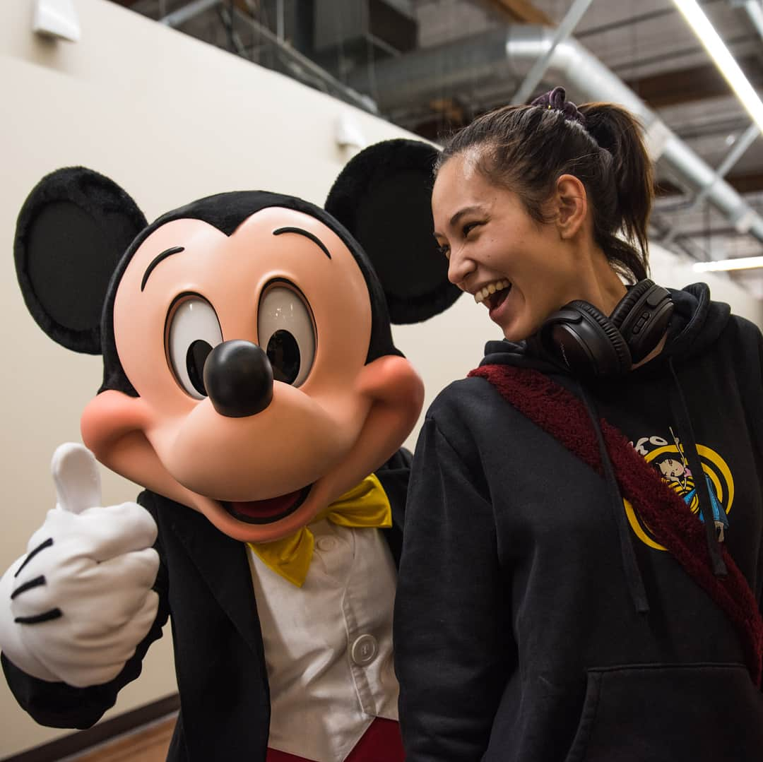 水原希子 さんのインスタグラム写真 - (水原希子 Instagram)「At @openingceremony × @disney fittings and backstage 🐹💕 thank you for the photos! @jarodwang 👍🏼」3月14日 10時20分 - i_am_kiko