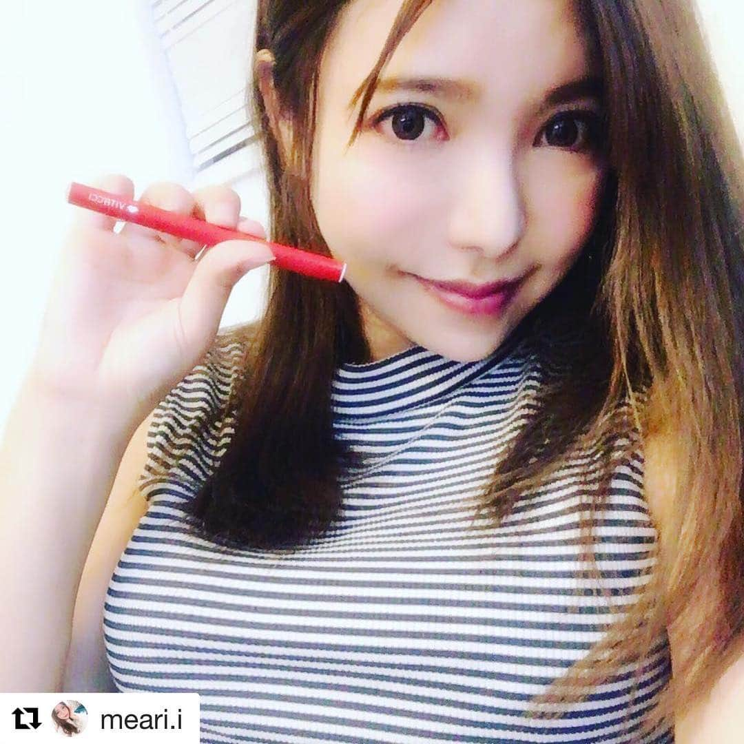 VITA'CCI_OFFICIALさんのインスタグラム写真 - (VITA'CCI_OFFICIALInstagram)「#Repost @meari.i with @get_repost ・・・ 水蒸気フレーバーのビタッチ❤️ グリーンアップルフレーバー美味しい😋 口寂しい時にタバコは吸わない私だから🍎 ・ ・ http://item.rakuten.co.jp/mimura-ss/vc-02/ #ビタッチ #VITACCI #吸うビタミン #ニコチンタールゼロ #美容 @vita_cci.jp  #禁煙 にも #お洒落#fashion#トレンド#ビューティー#アイコスウルトラ#アイコス#ultra#ウルトラ」3月14日 18時28分 - vita_cci.jp