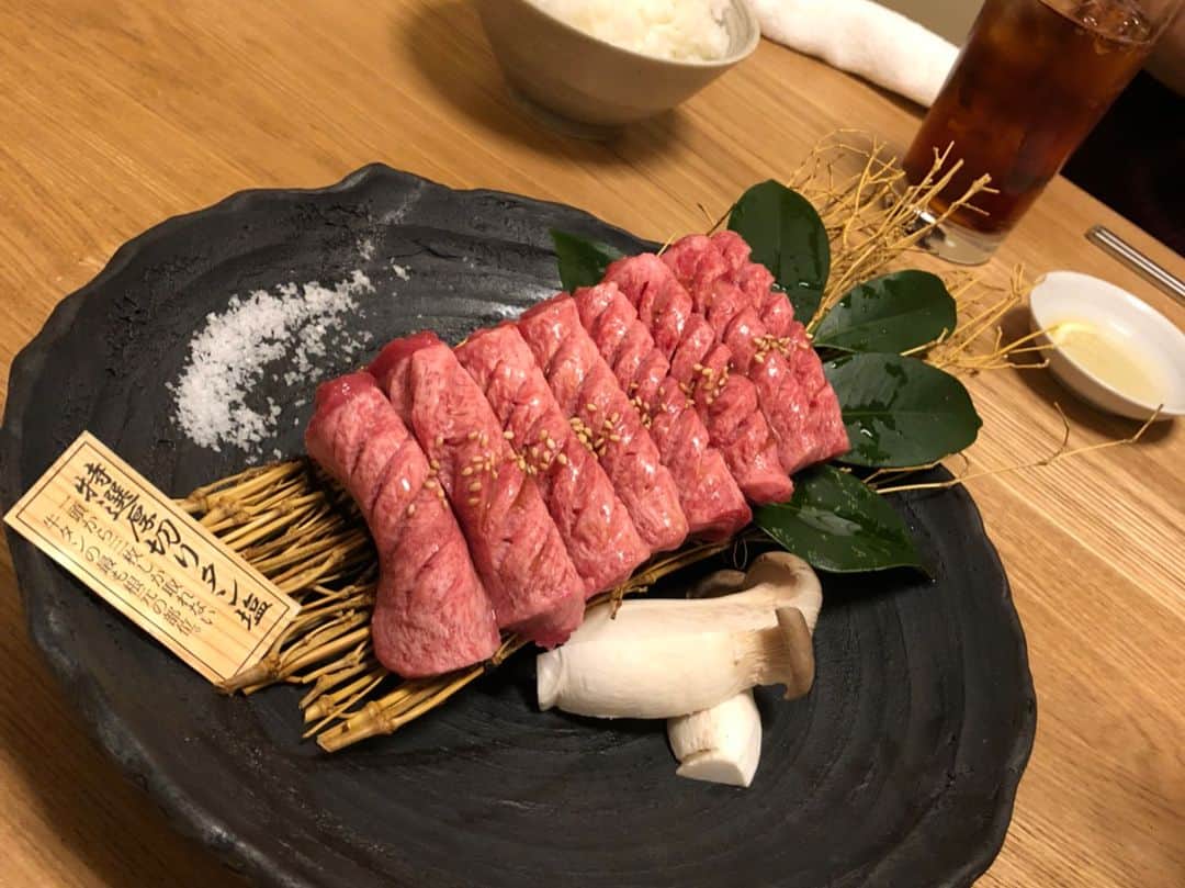津田知宏さんのインスタグラム写真 - (津田知宏Instagram)「肉！！ #焼肉#厚切りタン塩 #石焼ビビンバ#好き#アズゥ〜」3月15日 20時30分 - tsu.99