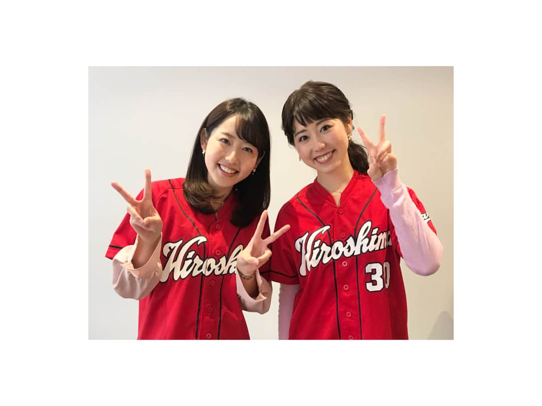 のインスタグラム：「・ "2人で仲良く撮影中〜♡" ・ 3/30(金)発行予定の中国新聞CUEに、 RCCPLAY、カープ野球盤のCM撮影などなど！ ・ 途中、スタッフさんに2人の名前が合わさって "中村さん"と言われたり笑笑 大変楽しゅうございました😙💕 ・ #同期コンビ #rcc #いっけねー！ #出来上がりをお楽しみに♡」