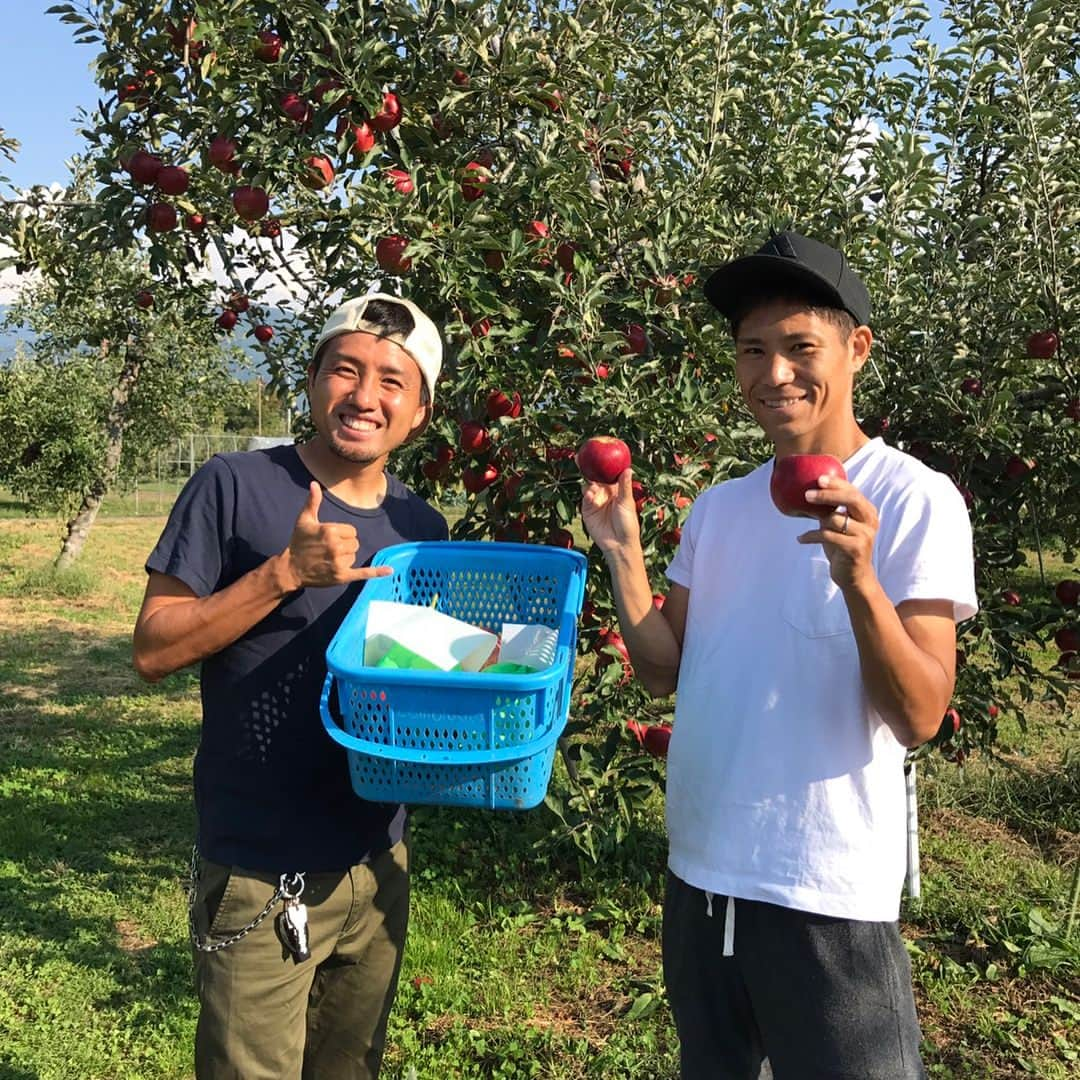 東浩史さんのインスタグラム写真 - (東浩史Instagram)「あまくんお疲れ様でした！！ そして2年間本当にありがとうございました！！ すごく大変な決断だったと思いますが 次のステージでの活躍を祈ってます👍👍👍 #天野貴史 #あまくん #セカンドキャリア #株式会社インテレスト #要チェック✔️」3月15日 22時22分 - h.azuma_10