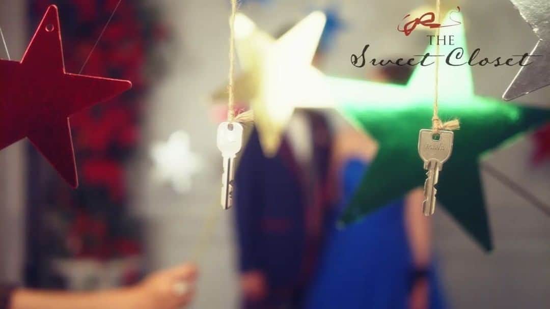 The Sweet Closetのインスタグラム：「オーダーメイドフォトウエディング6月の新規撮影日程を公開いたしました🌴✨ トップURLよりご覧いただけます↪︎↪︎🔗 . "写真を撮りたい"と思う一組一組のお客様の想いをカタチとして表現する。それがオーダーメイドフォトウエディングです。 カップルでもご友人でもご家族でも、写真を撮りたいと思う想いを、The Sweet Closetがカタチにいたします✨ . ＜申し込み方法＞ 3月24日（土）10：00～ 先着順でお電話にてご予約を承ります。 📞092-739-0808（10：00～19：00） . 同時に春～夏のシーズンに人気のロケーションフォトウエディングや、 ディレクターYouA＋ヘアメイクRUMIが担当するウエディングセレモニーなども同時にご案内しております🧡💛」