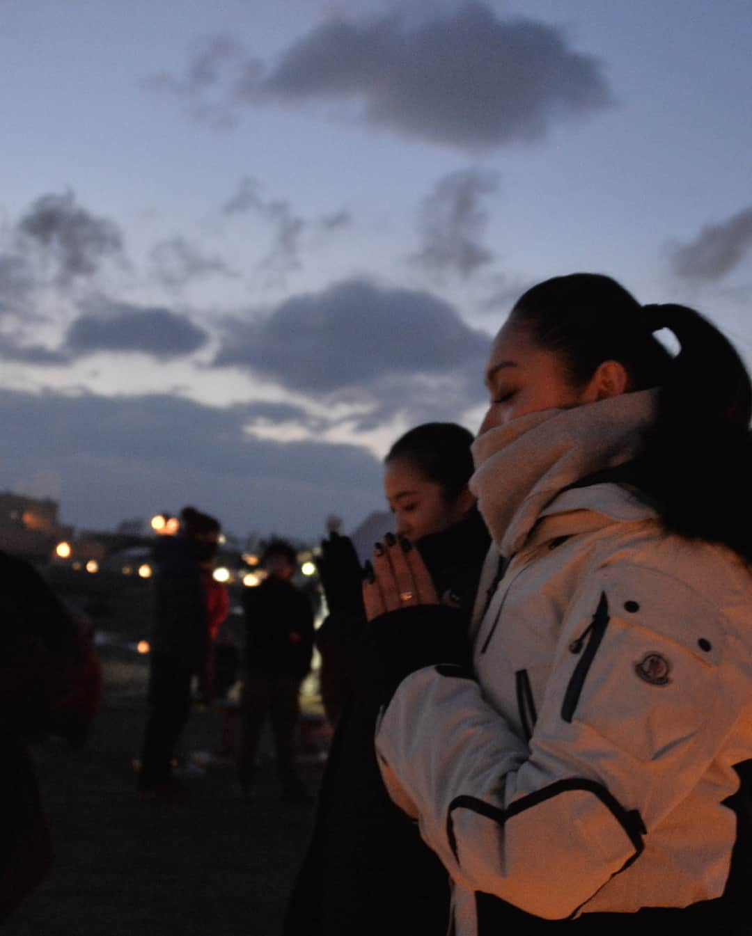 安藤美姫さんのインスタグラム写真 - (安藤美姫Instagram)「3.11 TOHOKU I went to Ishinomaki as always.  There was still not the same but step by step, getting better and better. Please don’t forget and stay with us!!! 今年も3月11日を石巻で過ごしました。 毎年毎年いろいろ感じるものがあります。 まだまだこれから 忘れない。 忘れてはいけない。 何もできないかもしれないけれど、一緒に過ごすそして伝えていく。 今私にできること…  #3.11 #tohoku #japan  #3月11日 #東日本大地震 #東日本大震災から7年  #石巻 #東北 #日和山 #大川小学校  #がんばろう石巻」3月16日 18時06分 - miki_m_ando0403