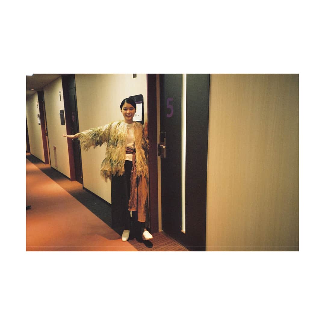 芳根京子さんのインスタグラム写真 - (芳根京子Instagram)「19時から放送の「モノシリーのとっておき〜すんごい人がやってくる！〜」 出演させていただいております☺︎ テンション上がってしまった！ 是非見てください！  #film」3月16日 18時04分 - yoshinekyoko