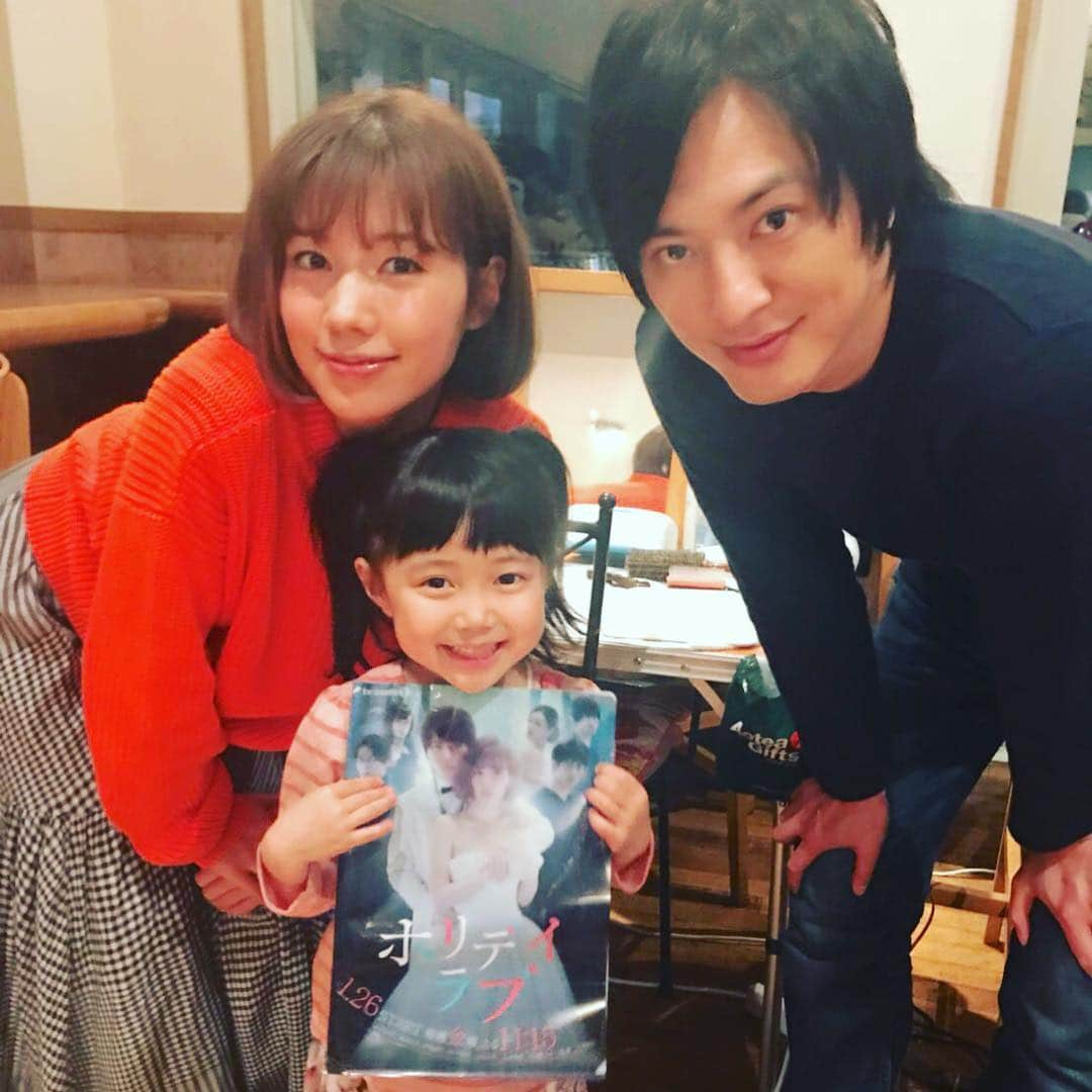 テレビ朝日「ホリデイラブ」さんのインスタグラム写真 - (テレビ朝日「ホリデイラブ」Instagram)「💔 ホリデイラブついに今夜23:15〜最終回‼️ ぜひぜひご覧下さい🙌 . ‪#仲里依紗 #塚本高史 #中村倫也 #松本まりか #山田裕貴 #飯島寛騎 #岡田龍太郎 #三津谷葉子 #大堀こういち #池谷のぶえ #渋谷南那 #鳥越壮真 #秋山琴音 #壇蜜 #平岡祐太‬」3月16日 22時47分 - holiday__love