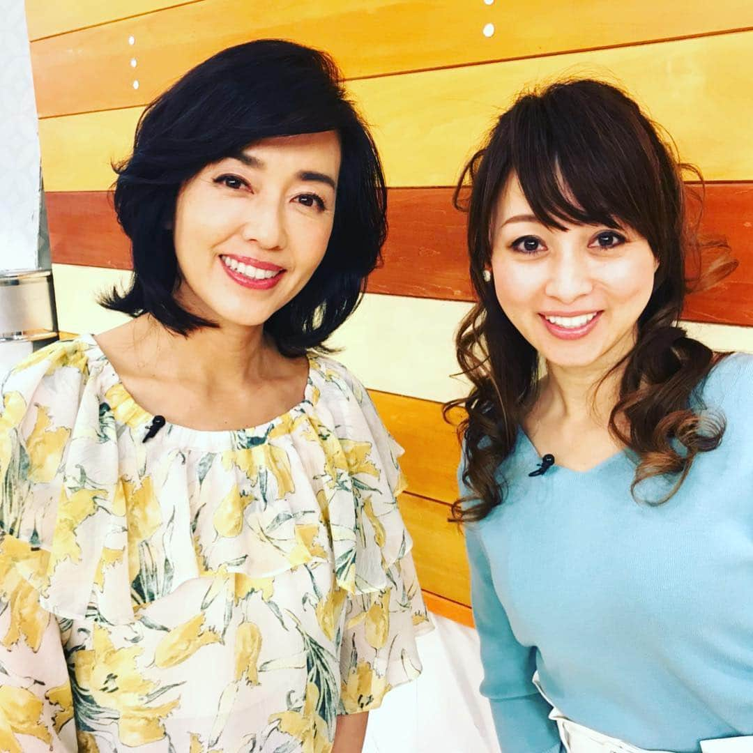 早見優さんのインスタグラム写真 - (早見優Instagram)「昨日はTBSのおびマルシェで、渡辺美奈代ちゃんと一緒でした。 #渡辺美奈代 #可愛い💕」3月17日 7時54分 - yuyuhayami