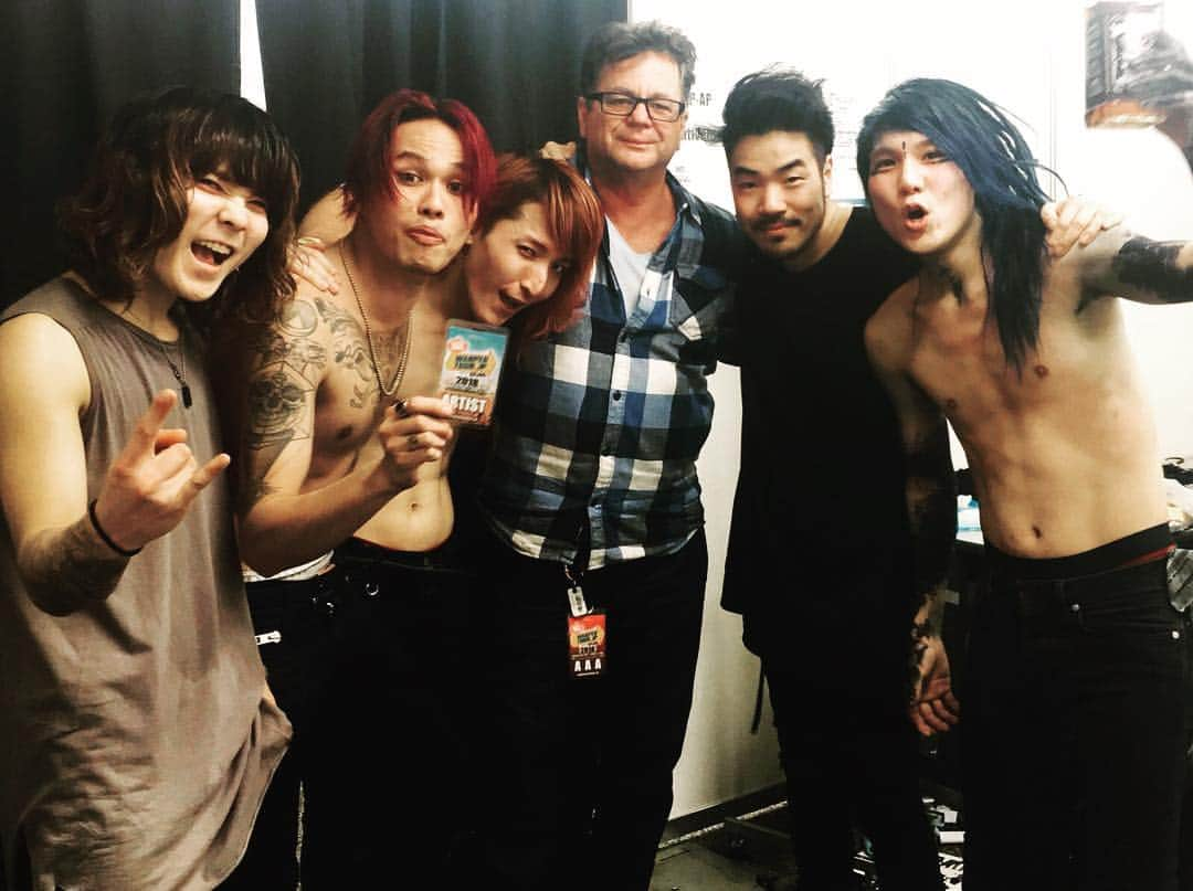 Kenta Koieさんのインスタグラム写真 - (Kenta KoieInstagram)「Reunite with @kevinlyman  Warped Tour Forever!」3月31日 22時36分 - kencrossfaith