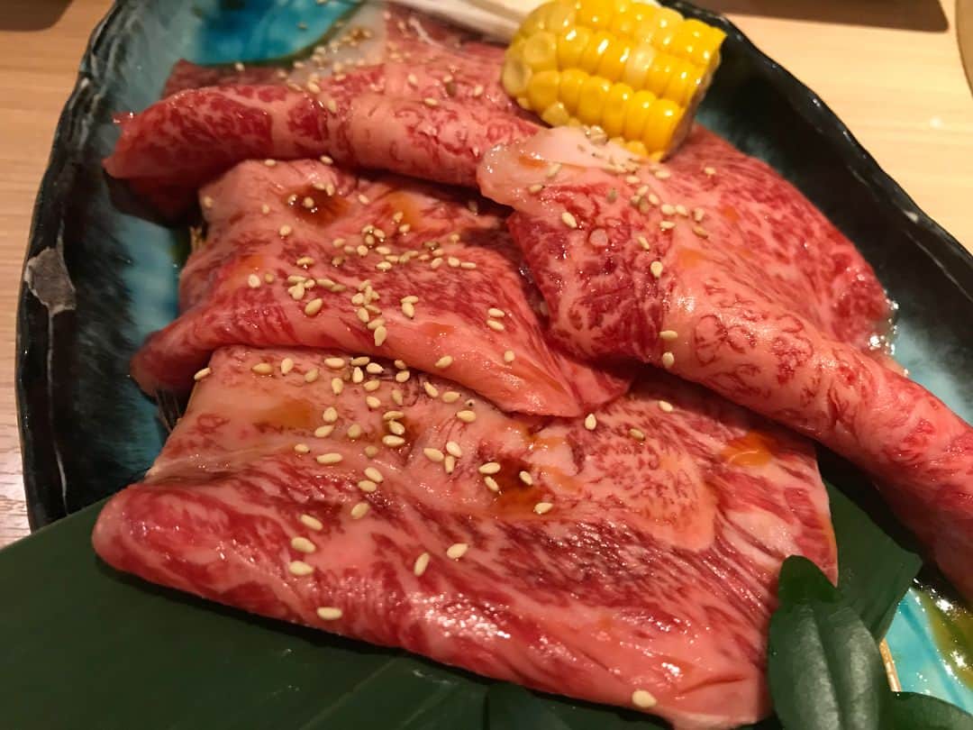 榮真樹さんのインスタグラム写真 - (榮真樹Instagram)「焼き肉が無性に食べたくなり、榮家お気に入りの「きたじま」へ‼︎ 美味しいお肉に心温まるサービスの数々♫ 来年度も頑張ります！ #やきしゃぶ #月見 #力ついた」3月31日 22時58分 - masaki_sakae