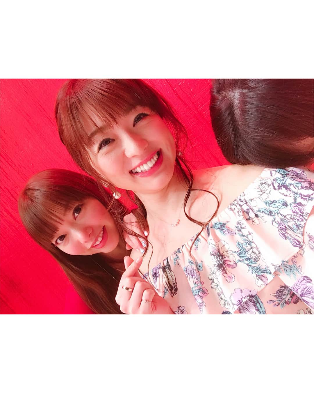 祥子さんのインスタグラム写真 - (祥子Instagram)「: TBS「オールスター感謝祭」に出演してきました😊🌸 ＊ 5時間半の生放送だったけど、 ＊ あっと言う間でした😎 ＊ 久々にヘアメイクのりーちゃんとスタイリストのあんちゃん登場💄＊ いつもありがとう💛 ＊ #tbs  #オールスター感謝祭  #2018  #生放送  #あっという間 🤗 #ヘアメイク  #りーちゃん  @risakayahara  #スタイリスト  #あんちゃん  #いつもありがとう 💛」4月1日 1時17分 - sho_ko.0413