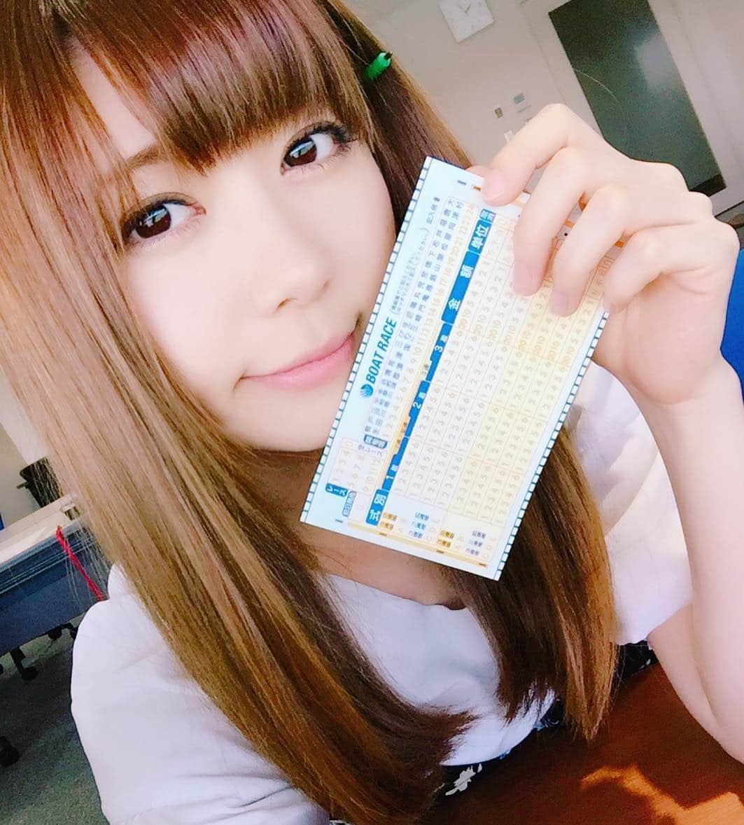 東城りおさんのインスタグラム写真 - (東城りおInstagram)「蒲郡ボートレース♪」3月18日 18時55分 - riopara0918