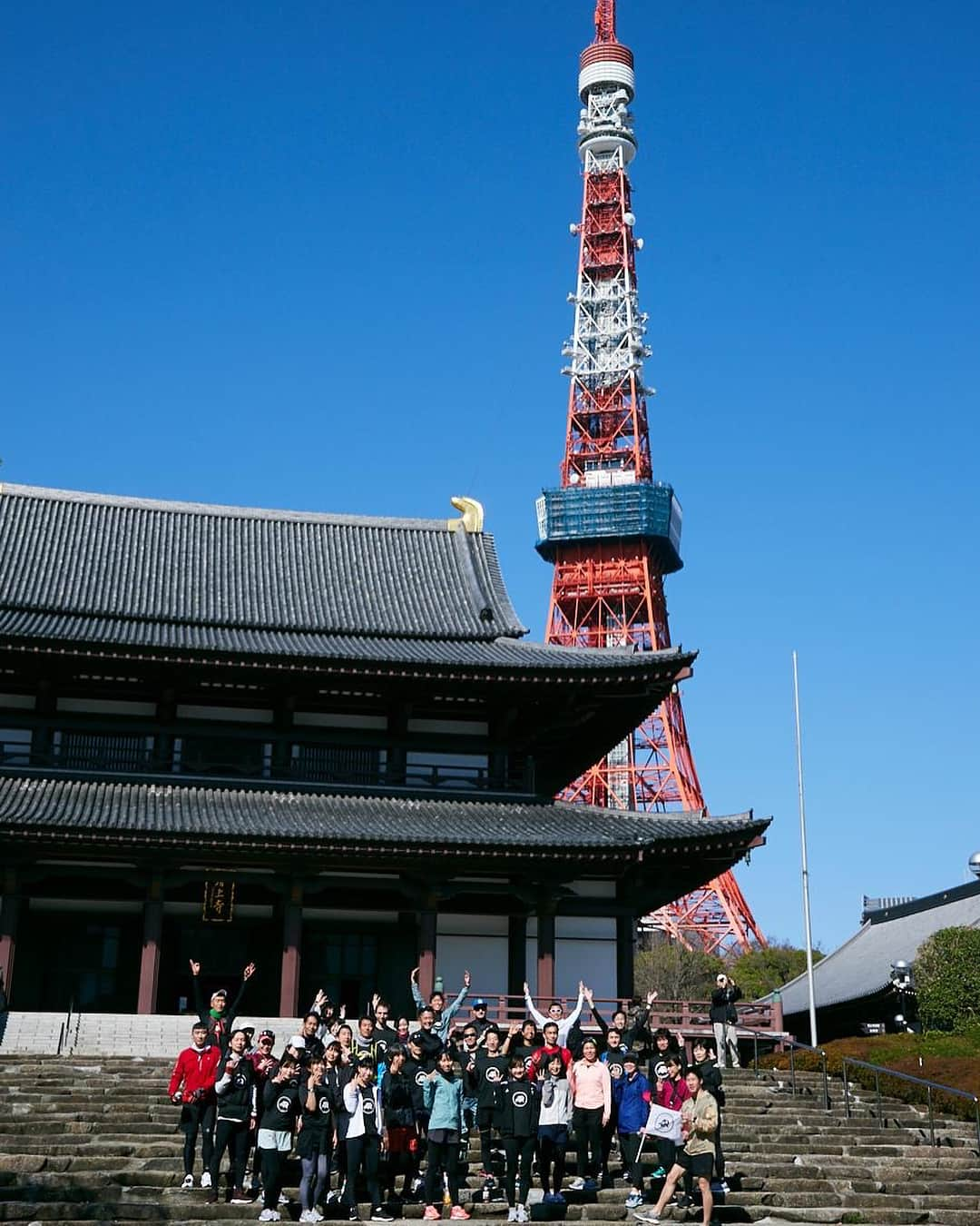 湯田友美さんのインスタグラム写真 - (湯田友美Instagram)「My AR session ❤︎ From Tokyo tower to Sky tree🗼 Such a nice weather----❤︎ ・ 最高の景色と、笑顔いっぱいの週末🤗❤️ ・ #adidasrunners #tokyo #takecharge #takechargeTokyo #run #runhappy #smileful #tokyotower #skytree #poop #holiday #ランニング #マラニック #東京  #浅草で私だけ迷子 w😏 #みなさんいつもありがとう #38000歩 👣🤭」3月18日 19時48分 - yudatomomi