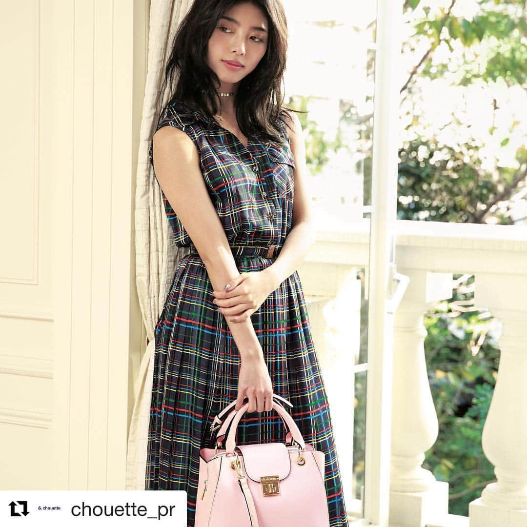 SAYAKAさんのインスタグラム写真 - (SAYAKAInstagram)「#Repost @chouette_pr with @get_repost ・・・ . お仕事にもプライベートにもお使いいただけるバックはいかが🎀？ . ___________________________  S size ¥ 8,800+tax M size ¥ 9,800+tax . color White.Black.Pink.Blue . ___________________________ .  #アンドシュエット #chouette #andc #アンドシー #colorsbyjennifersky#カラーズバイジェニファースカイ#colors#カラーズ#japan#spring  #bag#バッグ#ショルダーバック #Shoulderbag #Totebag#トートバック#包包#女包 #egirls ＃イーガールズ #SAYAKA」3月19日 14時58分 - im_sayaka_official