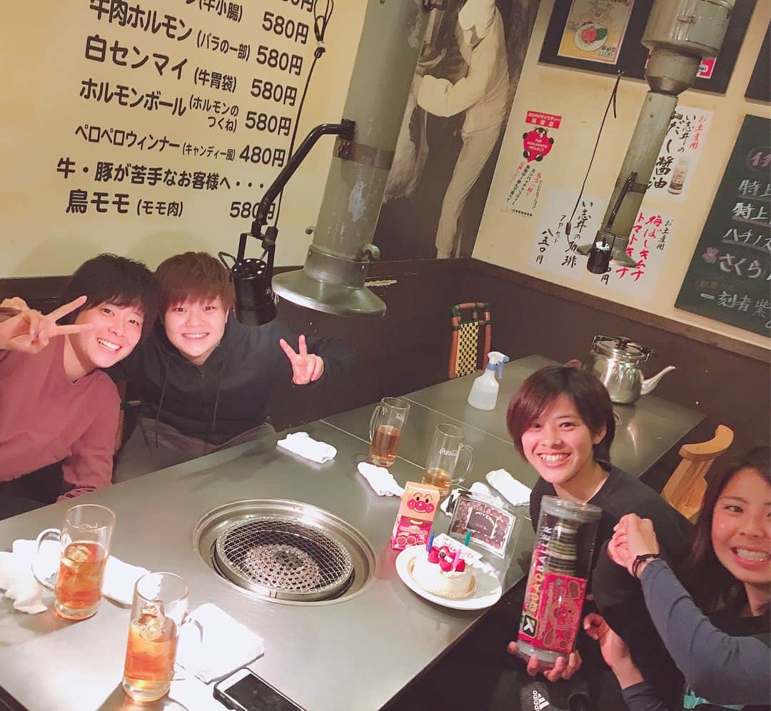 村松智子さんのインスタグラム写真 - (村松智子Instagram)「りかこ復帰おめでとう‼️‼️‼️ いろんなことを乗り越えてつかんだ10分！ めっちゃうれしかったなーー。 チーム∞ チーム前ちゃん 自分も続けるようにがんばろう。 #小林里歌子 #天才 #これからに期待」3月19日 21時33分 - katsuobuchi