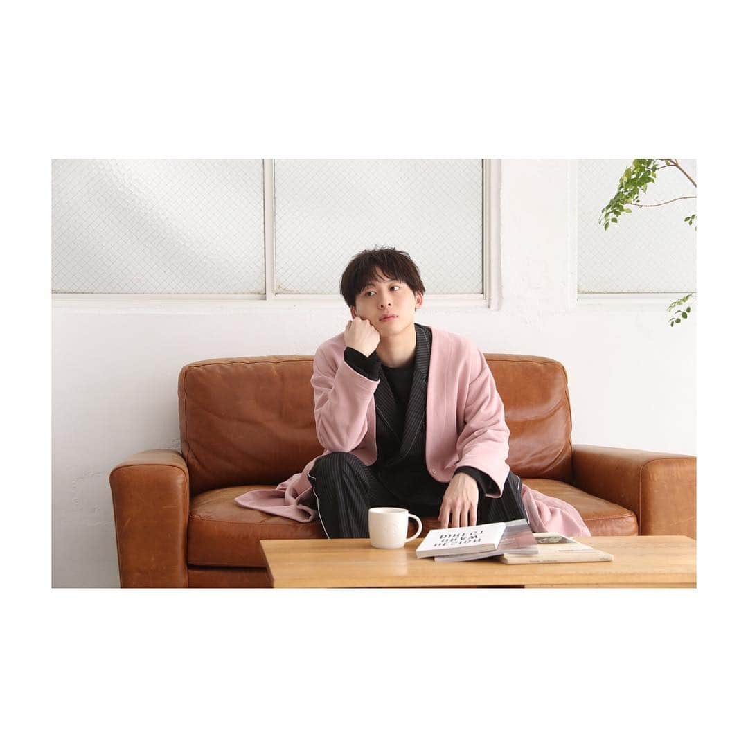 のインスタグラム：「@pinklush.jp #pinklush #Da_iCE」