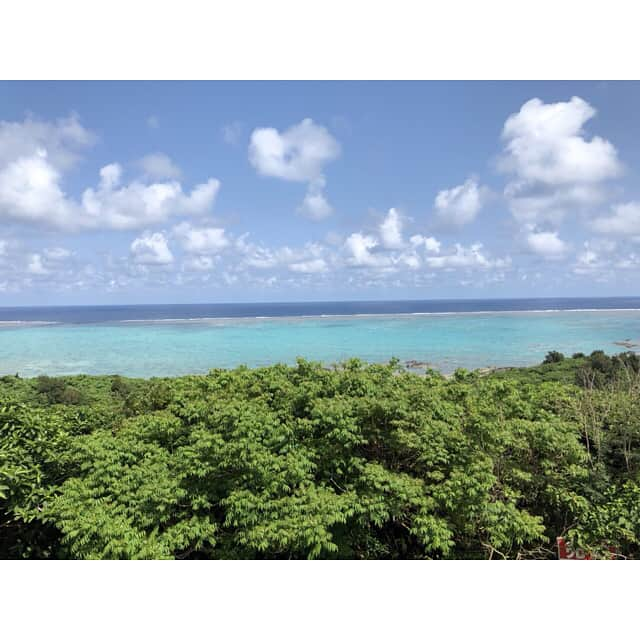 鈴木ちなみさんのインスタグラム写真 - (鈴木ちなみInstagram)「The blue beautiful sea 🌊💙 #Okinawa #石垣島 #レン活フォト #女性限定レンタカー #ニッポンレンタカー  #ちなみたび」3月19日 22時14分 - chinami_suzuki0926