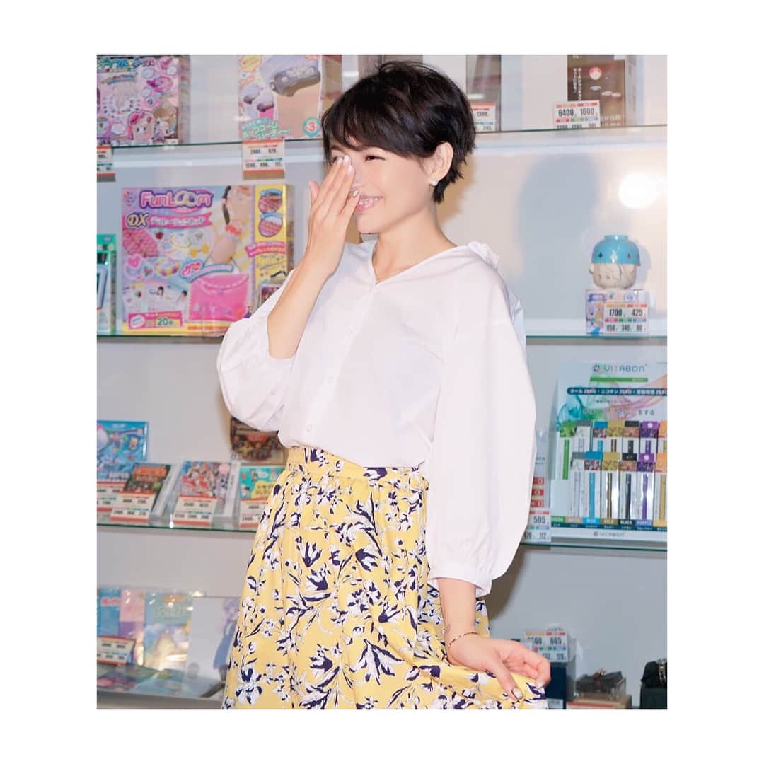 Rioのインスタグラム：「・ ・パチンコぶらり旅イベントにて👯‍♀️❤️✨ ・ ・次はどこかなあ〜🍀 ・ ・ ・この雨週間が過ぎたら桜が🌸咲くかな ・あ〜💓💓💓 ・ ・雨だけど☔️がんばるかー！  #rio#japan#talent #mix#happy#smile  #写真お借りしてます🙇‍♀️」