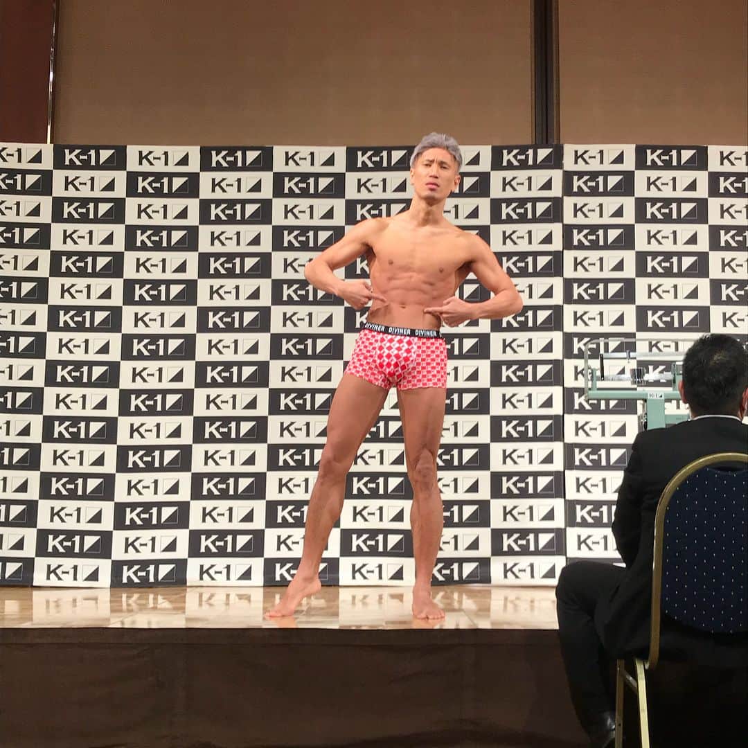 城戸康裕さんのインスタグラム写真 - (城戸康裕Instagram)「計量無事67.5kg JUSTでパス！！✨ ・ パンツまでDIVINERおぱんつ(￣▽￣) ・ #k1_wgp #DIVINER @diviner_official #fighter #weightloss」3月20日 14時32分 - yasuhiro.kido