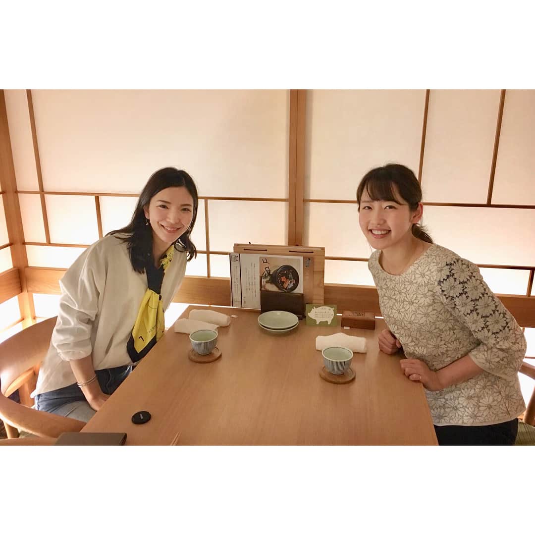河村綾奈のインスタグラム：「東京に住む大好きな友達が、広島に帰ってきてくれました✈️ 全力で近況報告していたら、いつも時間があっという間。楽しかった〜〜😊 パワー充電⚡️東京にも遊びに行かないと！！🌸 #しゃぶしゃぶ美味」